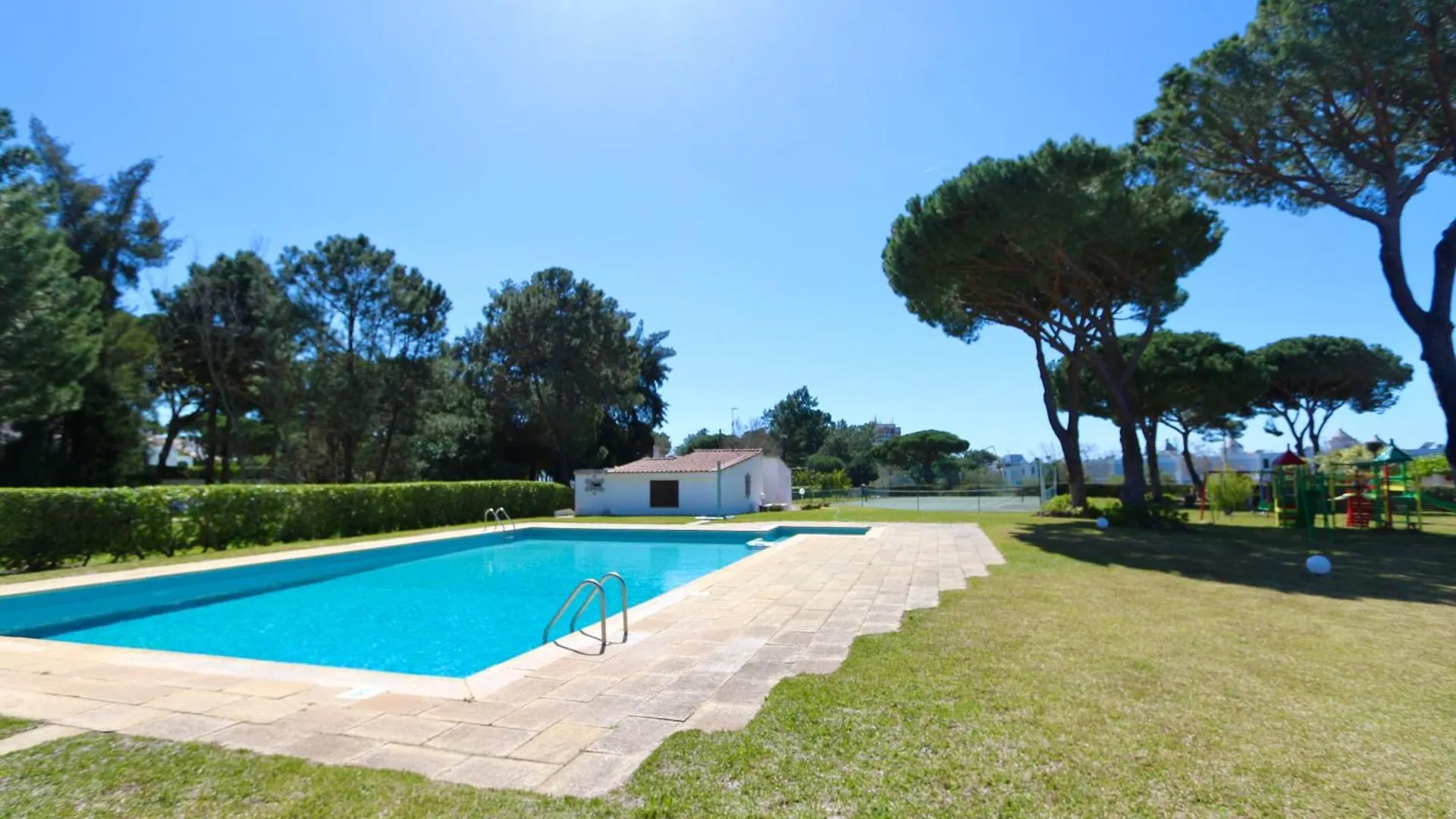 Villa Fig Villa- Cleverdetails, Sleep 8, Pool, Children Playground, Tenis Court Vilamoura Portugal