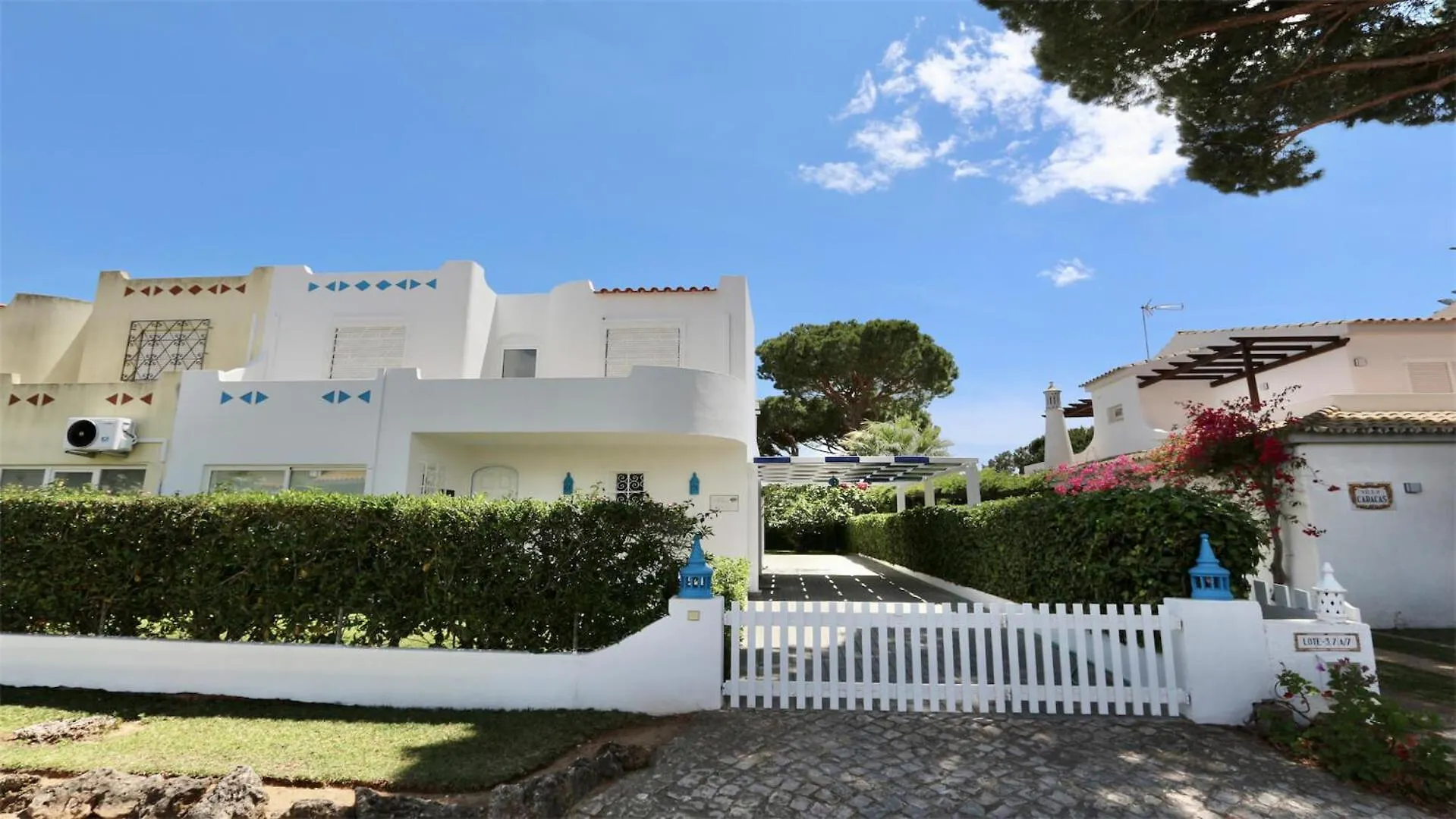 Fig Villa- Cleverdetails, Sleep 8, Pool, Children Playground, Tenis Court Vilamoura Villa