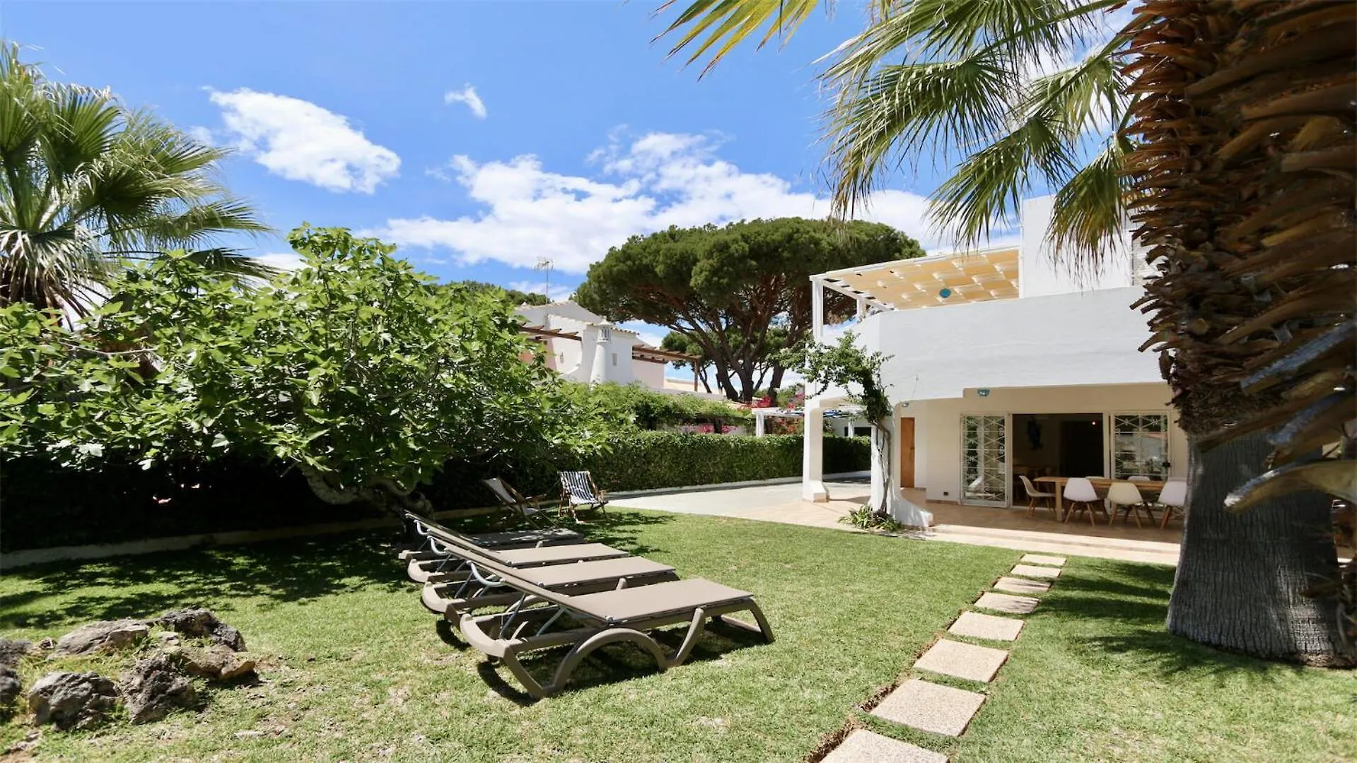 Fig Villa- Cleverdetails, Sleep 8, Pool, Children Playground, Tenis Court Vilamoura Villa